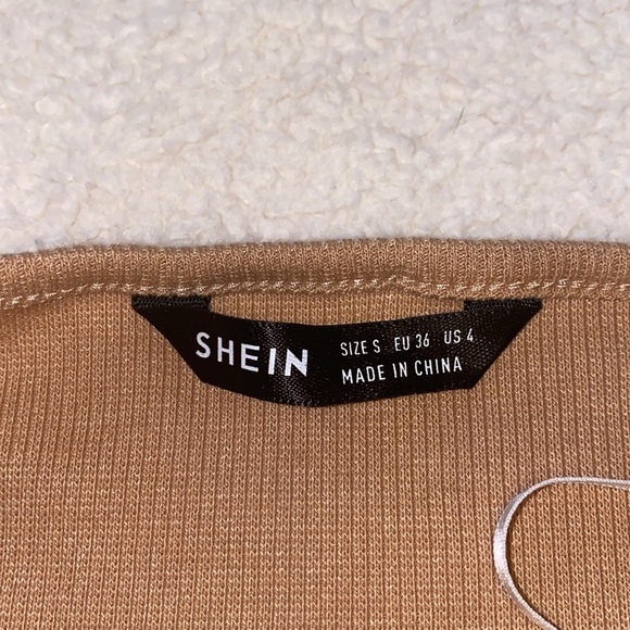 Shein crop top bundle size Small - Picture 9 of 10